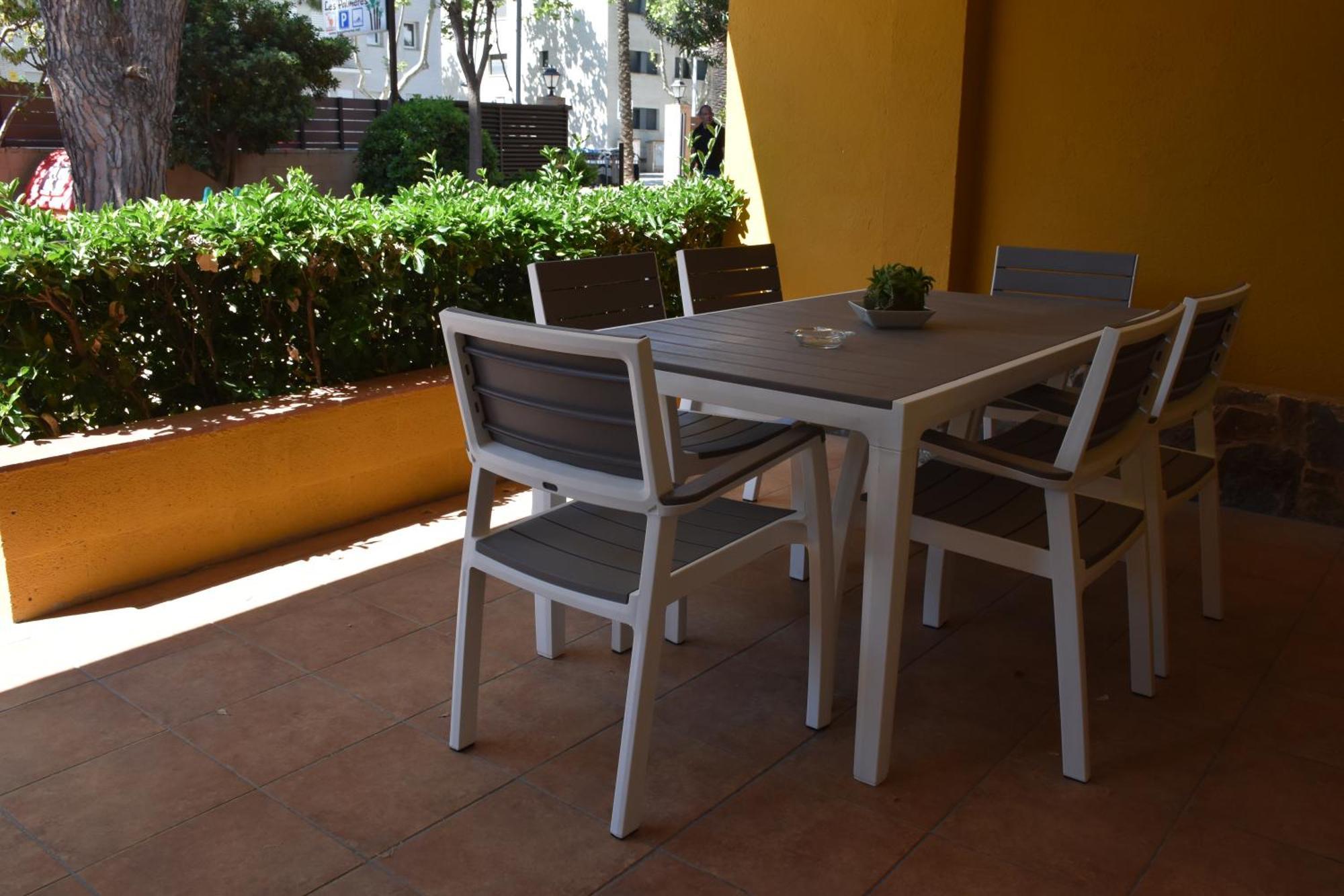 Apartamentos Les Palmeres Platja d'Aro Exterior photo